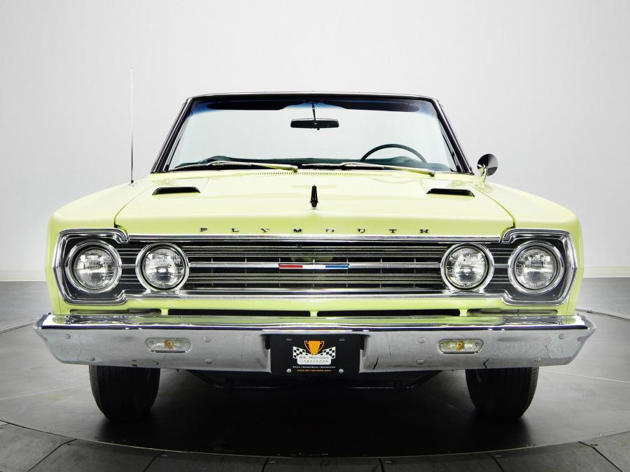  Plymouth Belvedere GTX 426 Hemi Convertible 1967 года  (фото 11 из 11)